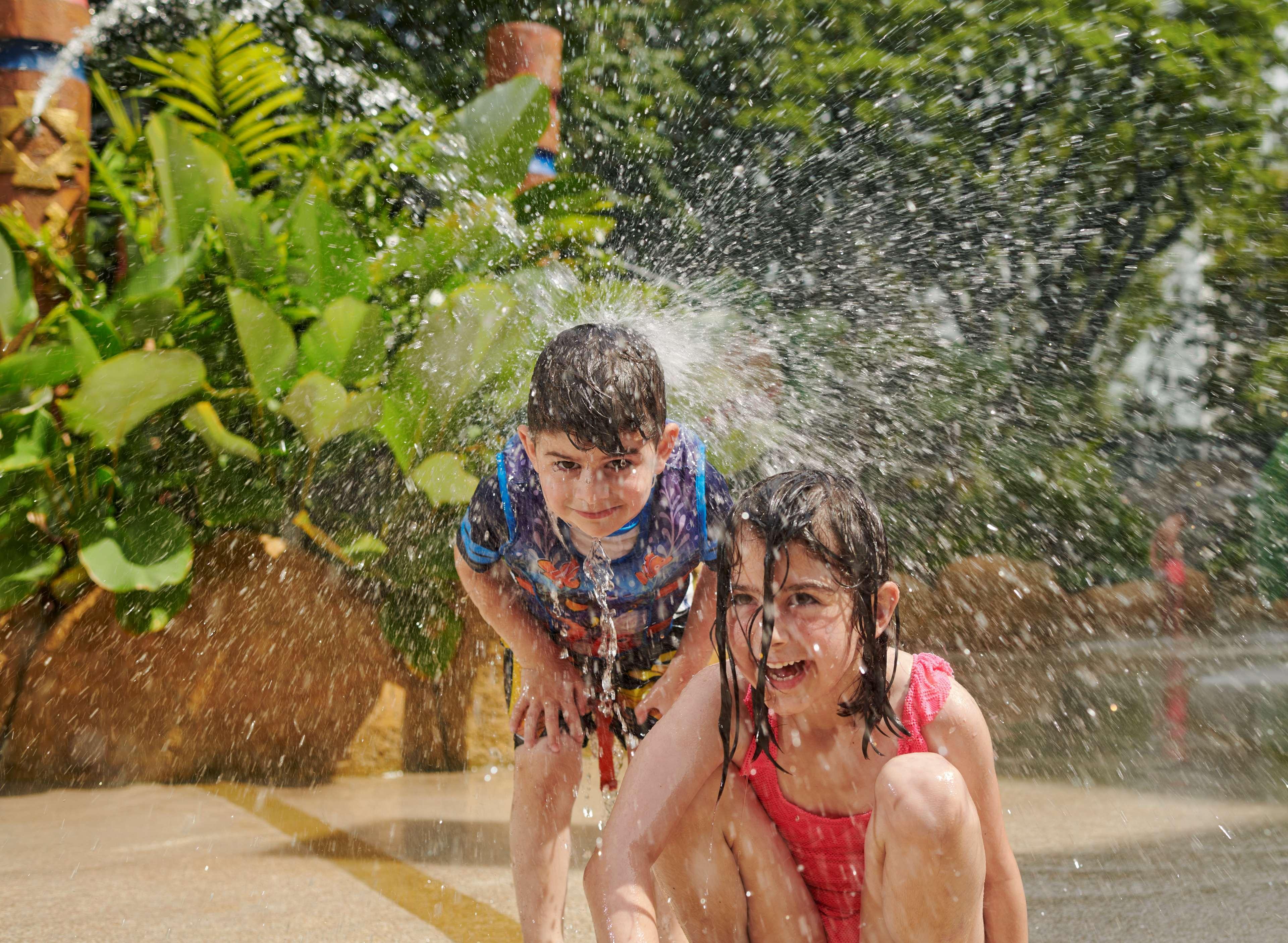 Parkroyal Penang Resort Batu Ferringhi Exterior photo